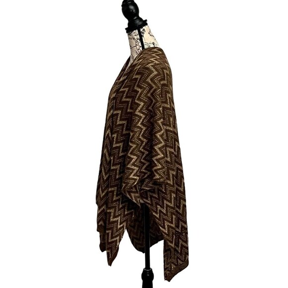 Dress Barn Womens Chevron Metallic Poncho Wrap Tunic Brown Gold O/s - Picture 3 of 7